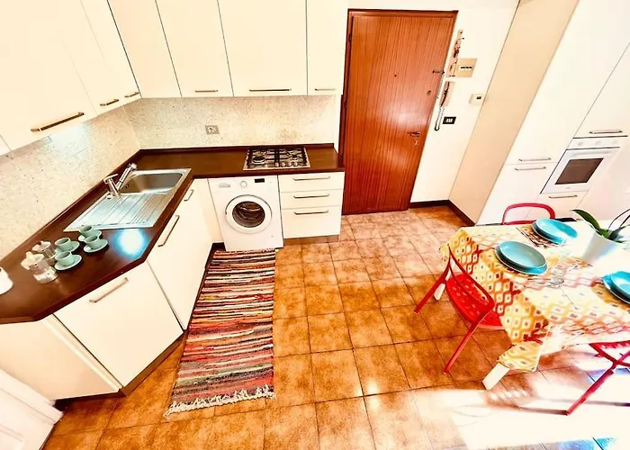 Gloriosos House * بولونيا